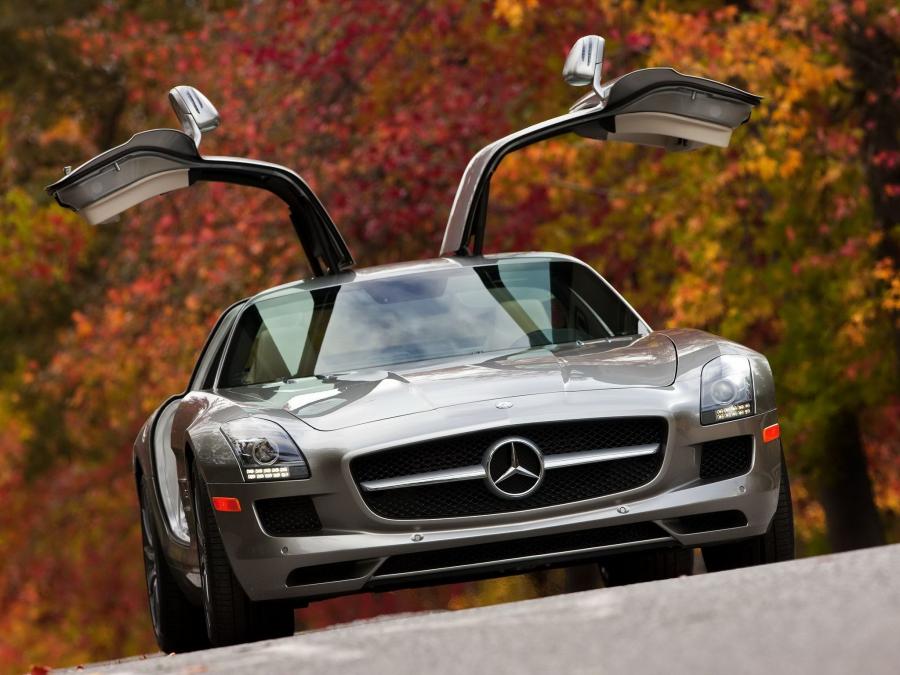  Mercedes-Benz SLS AMG 2010 года  (US) (фото 39 из 43)